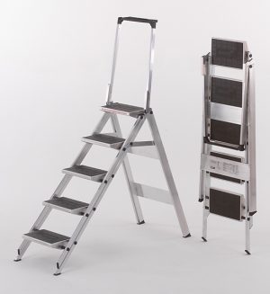 Little Jumbo 510B - 5 treden met kunststof inleg en beugel